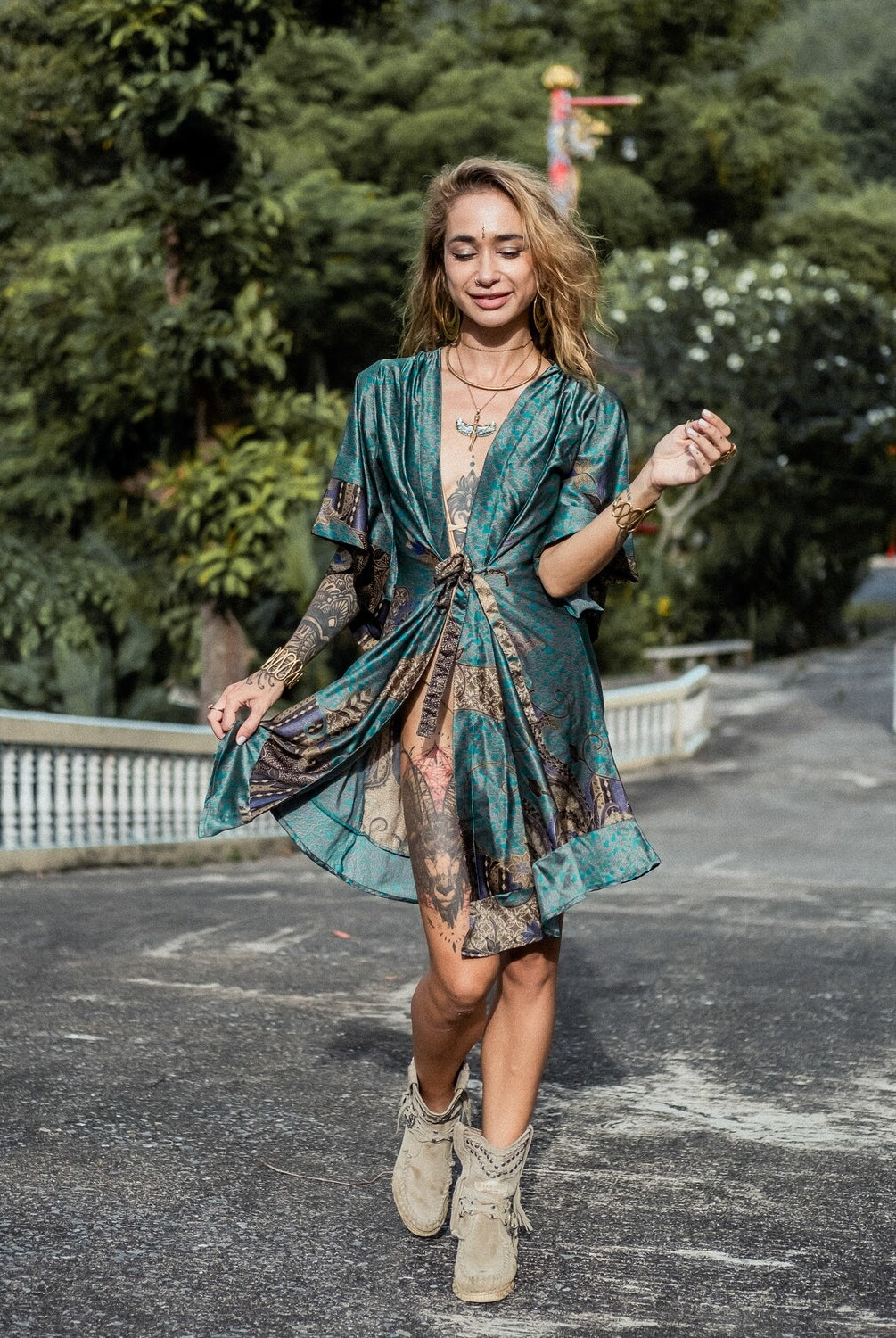 Women Short Green&Black Kimono – Eva Moon