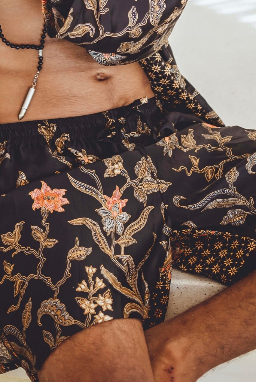 Couple's Silk Kimono Set His and Hers Black&Gold – Eva Moon