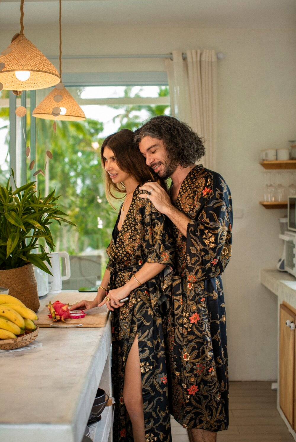 Couple's Silk Kimono Set His and Hers Black&Gold – Eva Moon