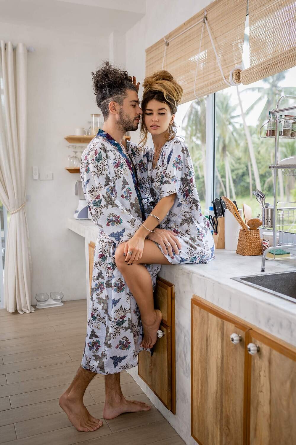 Set of 2 silk White&Gold kimonos for couples - My Store