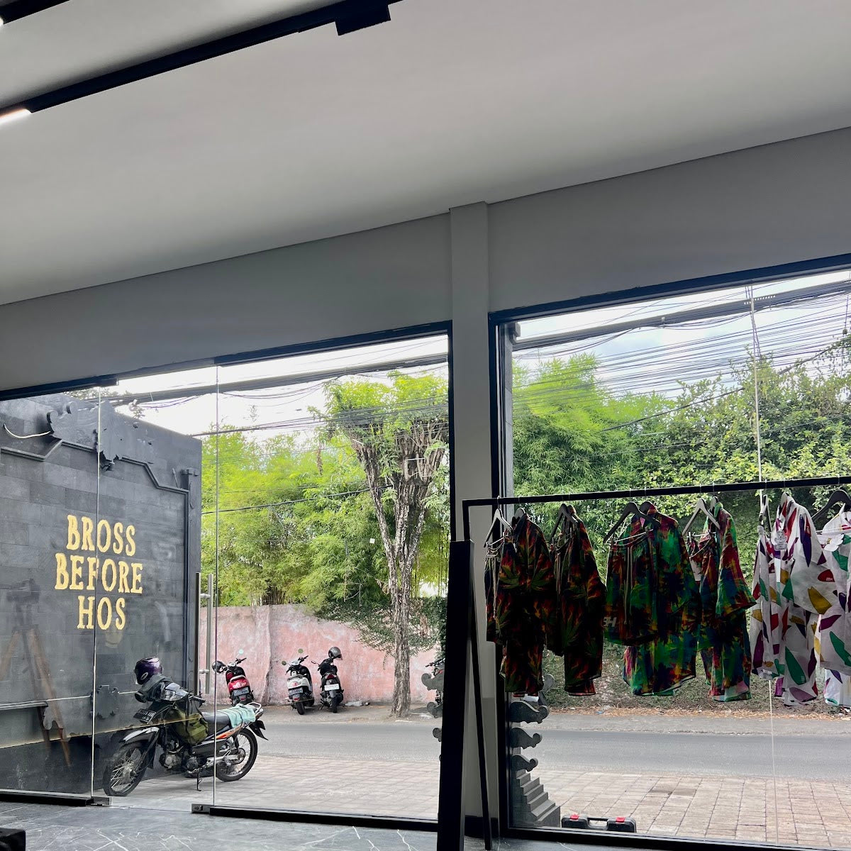 Bross Before Hos Boutique, Canggu, Bali